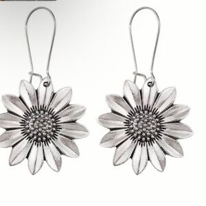 Women’s Silver Plated Sunflower Dangle Earrings